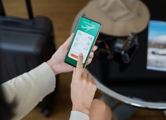 Коли оплачувати авіаквитки замість використання бонусних програм