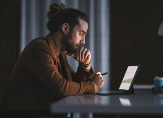 Подолання економічної невизначеності: 5 інвестиційних стратегій для стабільності