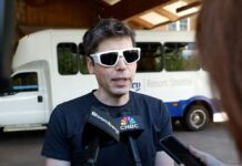 Технології, Знижки та Диваності: Огляд Нещодавніх Новин