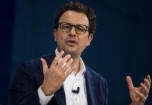 Пентагон Чинить Тиск на Anthropic у Прагненні до Доступу до AI для Класифікованих Систем