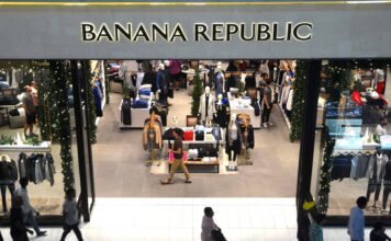 Розумний вибір одягу для весни для людей похилого віку: Колекція Banana Republic на 2026 рік