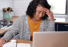 Зіткнулися з несплаченим податковим рахунком? Ось Що Рекомендують Експерти