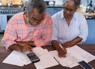 Dominando o Multi-Hustle: Como gerenciar impostos quando você tem vários fluxos de renda